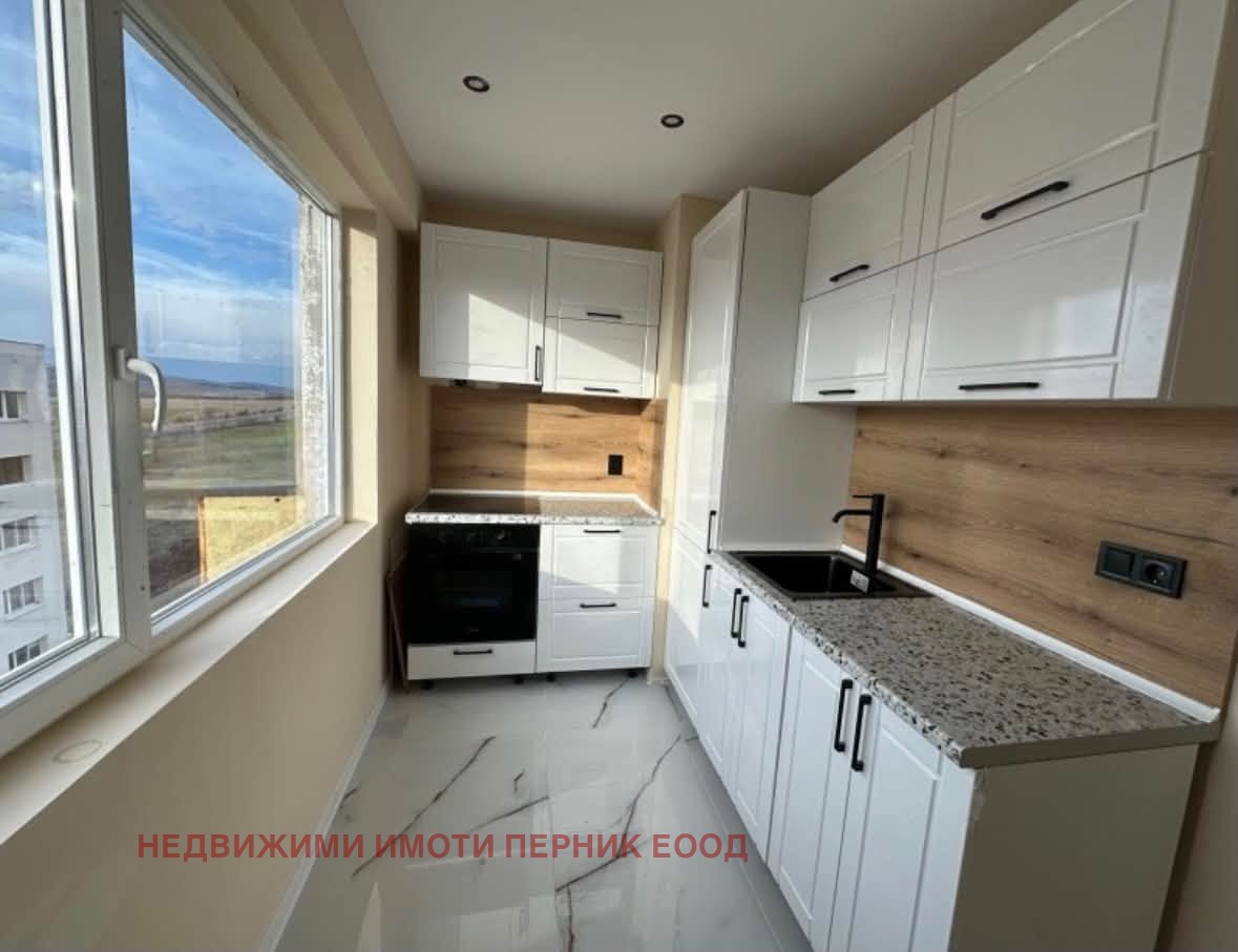 Продава 2-СТАЕН, гр. Радомир, област Перник, снимка 3 - Апартаменти - 55727661