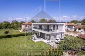House Benkovski, region Plovdiv 1