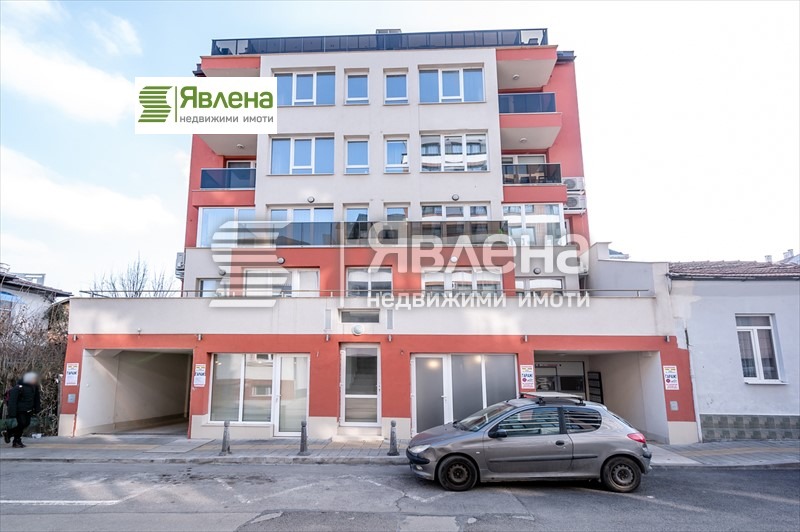 Продава 3-СТАЕН, гр. София, Център, снимка 1 - Aпартаменти - 49134265