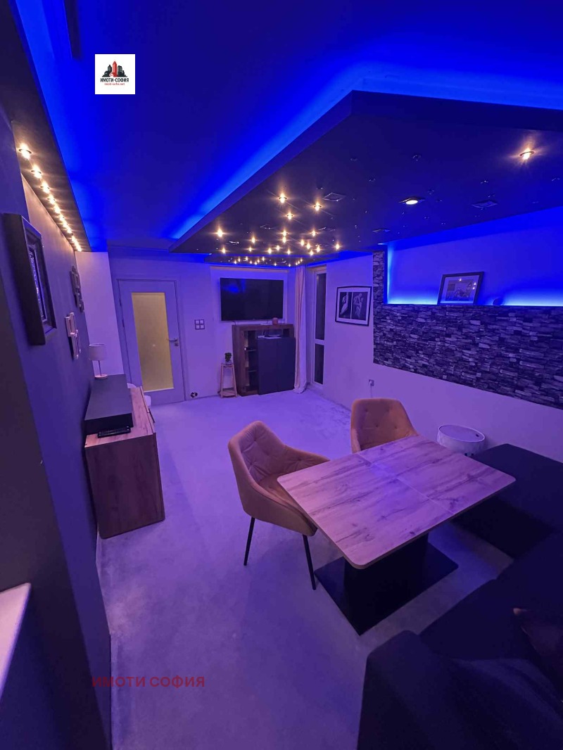 Продава 3-СТАЕН, гр. София, Младост 1