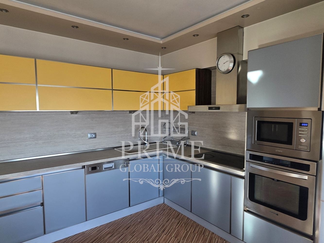 Продава 4-СТАЕН, гр. Варна, Погреби, снимка 2 - Апартаменти - 55743247