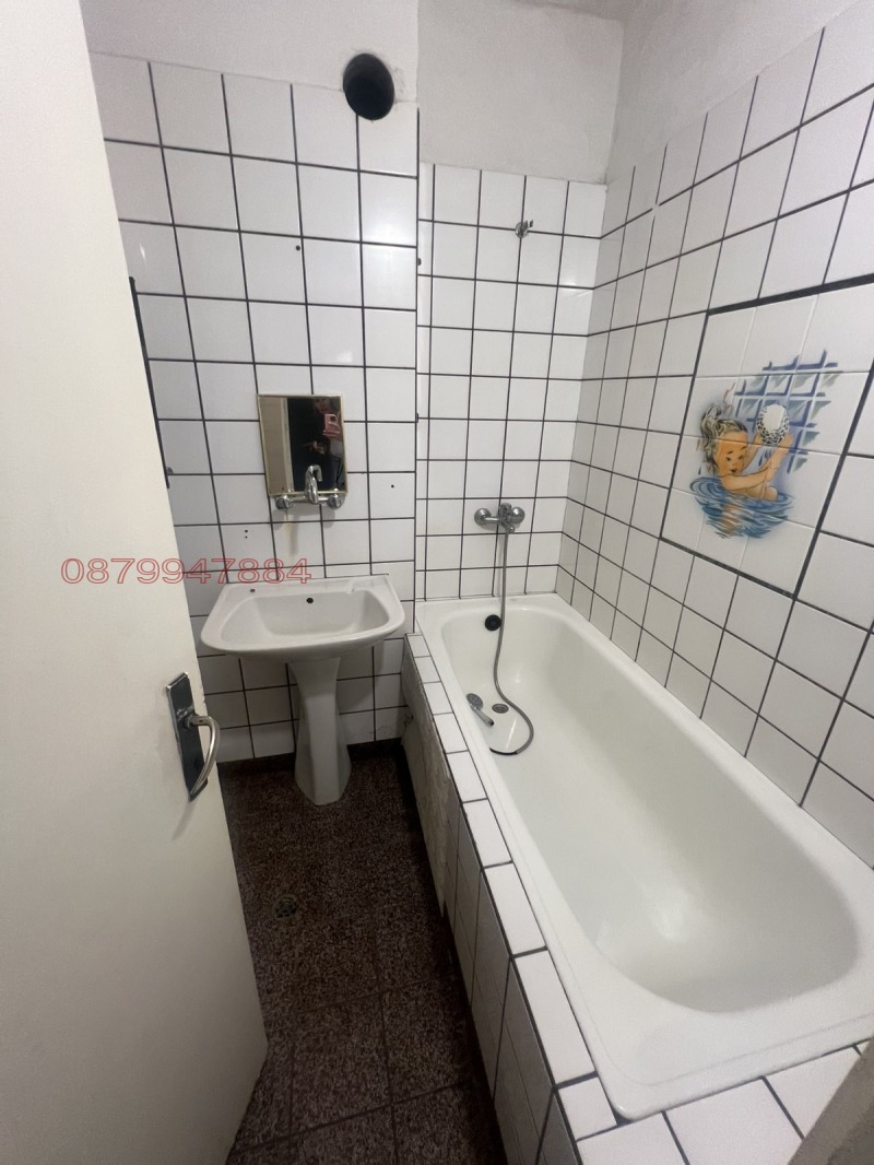 Продаја  1 спаваћа соба регион Пловдив , Карлово , 56 м2 | 67160303 - слика [9]