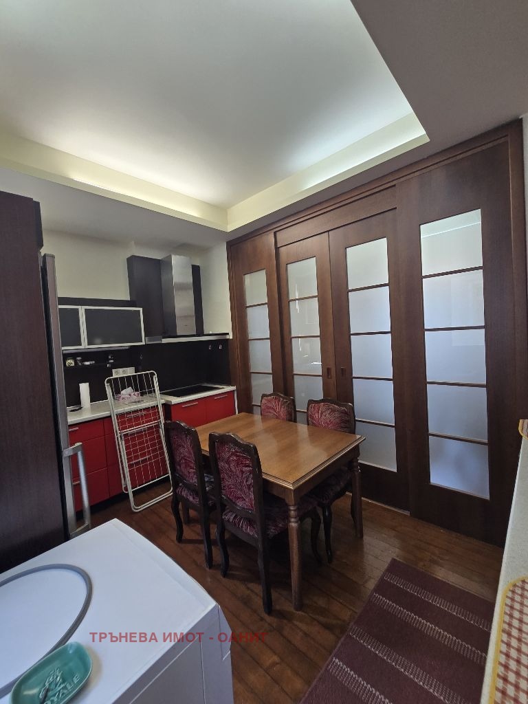 Продава  3-стаен град София , Център , 89 кв.м | 47652382
