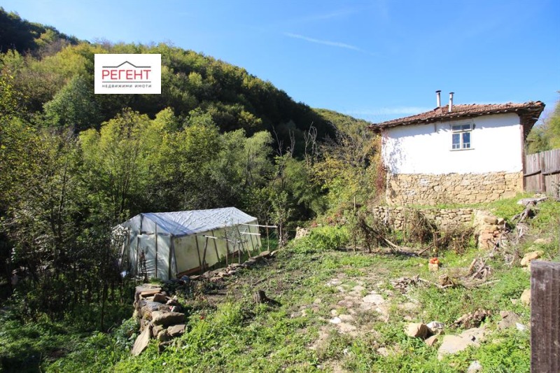 Продава  Къща град Габрово , Лютаци , 49 кв.м | 81658598