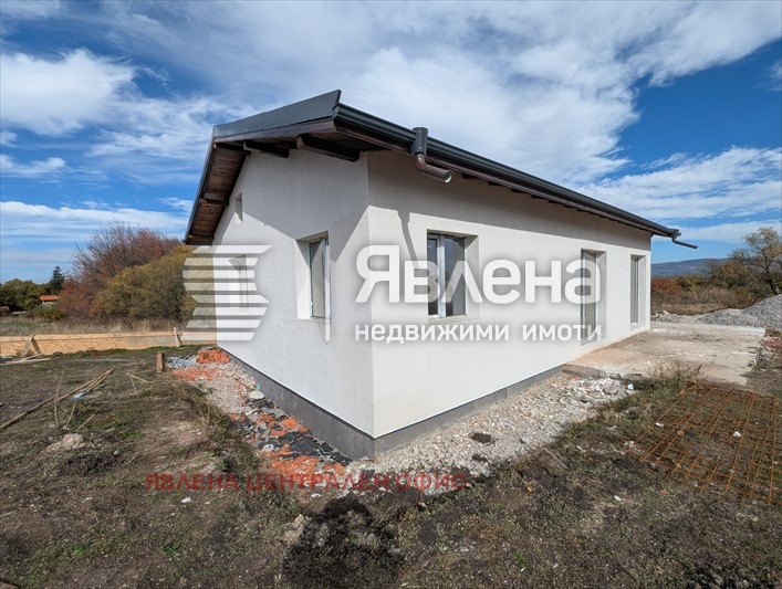 Продава КЪЩА, с. Хераково, област София област, снимка 5 - Къщи - 56218510