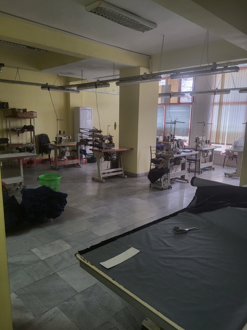 Till salu  affär region Haskovo , Dimitrovgrad , 365 kvm | 53580534 - bild [8]