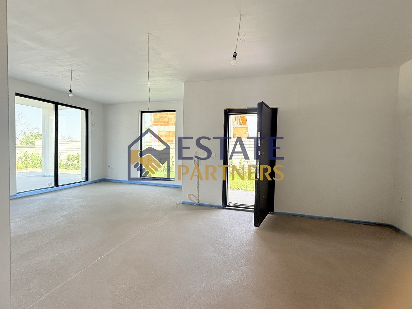 Продава КЪЩА, с. Брестник, област Пловдив, снимка 2 - Къщи - 55343995