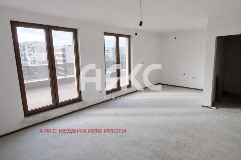 Продава МЕЗОНЕТ в град София, Надежда 3 - 251 кв.м / 480 000 € » 938 798.40 лв., АЯКС НЕДВИЖИМИ ИМОТИ