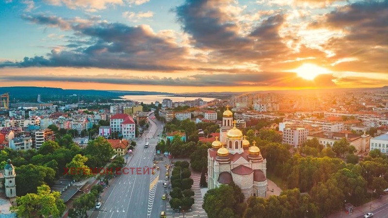 Till salu  1 sovrum Varna , Centar , 74 kvm | 23313806