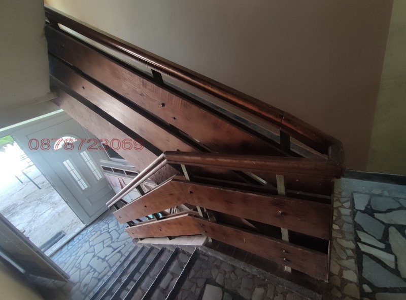 Продава ЕТАЖ ОТ КЪЩА, гр. Никопол, област Плевен, снимка 17 - Етаж от къща - 52788205