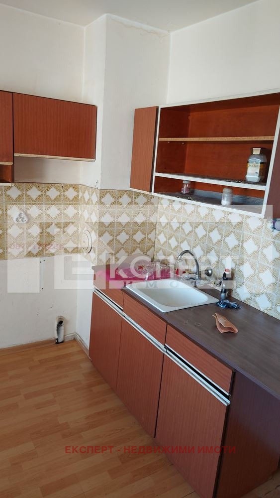 Eladó  2 hálószobás Plovdiv , Karsijaka , 88 négyzetméter | 61031828