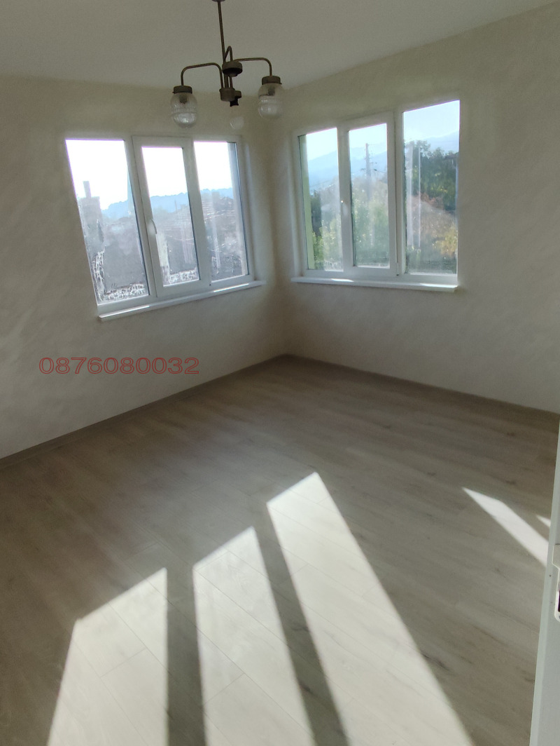 Продава ЕТАЖ ОТ КЪЩА, гр. Каспичан, област Шумен, снимка 9 - Етаж от къща - 52782554