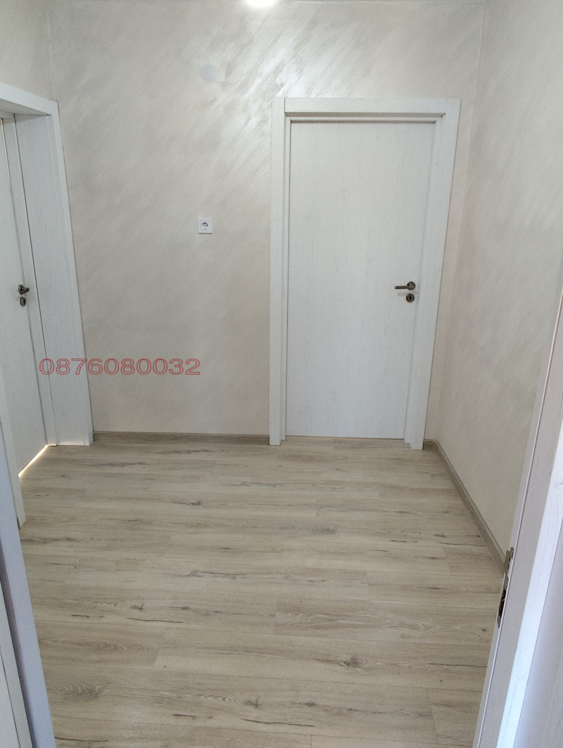 Продава ЕТАЖ ОТ КЪЩА, гр. Каспичан, област Шумен, снимка 7 - Етаж от къща - 52782554