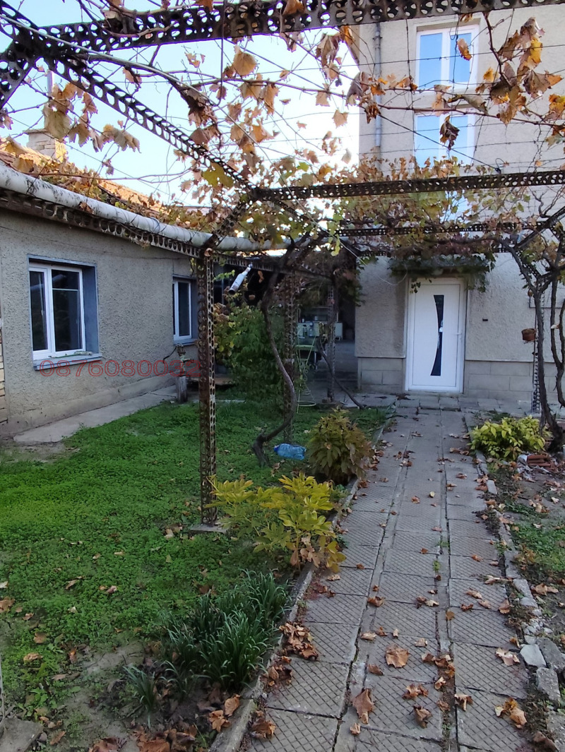 Продава ЕТАЖ ОТ КЪЩА, гр. Каспичан, област Шумен, снимка 2 - Етаж от къща - 52782554
