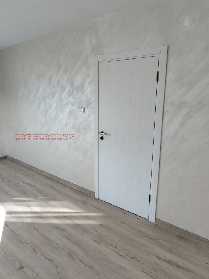 Продава ЕТАЖ ОТ КЪЩА, гр. Каспичан, област Шумен, снимка 8 - Етаж от къща - 52782554