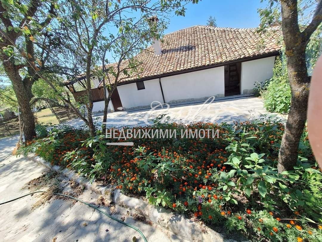 Продава КЪЩА, с. Кюлевча, област Шумен, снимка 2 - Къщи - 52602602