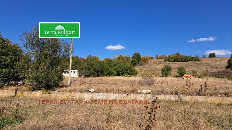 Продава ПАРЦЕЛ в област Перник, с. Велковци - 20101 кв.м / 499 000 € » 975 959.17 лв., ТЕРРА БУЛГАРИ-ЗЕМЯ НА БЪЛГАРИ
