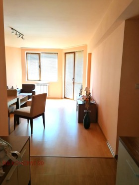 1 chambre Dragalevtsi, Sofia 4