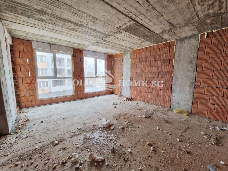 Myytävänä  2 makuuhuonetta Plovdiv , Gagarin , 105 neliömetriä | 13364178