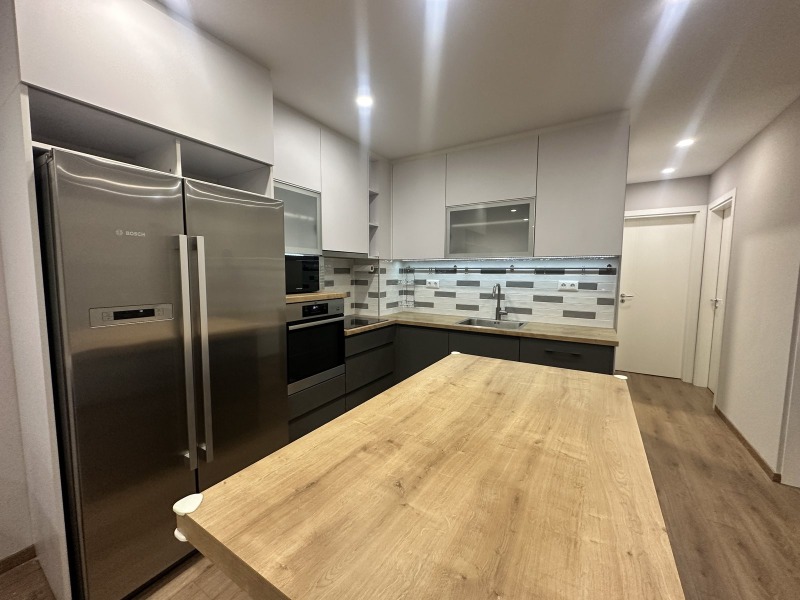 Продава 3-СТАЕН, гр. София, Изгрев, снимка 2 - Апартаменти - 52527377