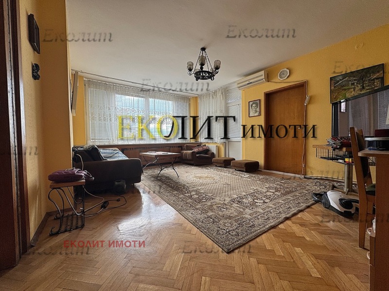 Продава МНОГОСТАЕН, град Монтана, Идеален център • 150000 € / 293374.50 лв. • 81308671 1