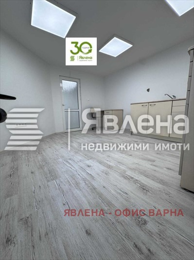 Продава ОФИС, гр. Варна, Колхозен пазар, снимка 11 - Офиси - 53613434