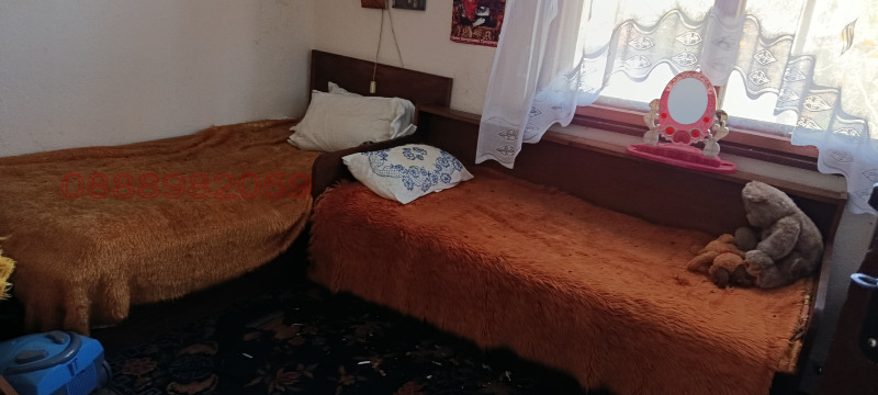 Продава КЪЩА, с. Касилаг, област Перник, снимка 13 - Къщи - 52782599