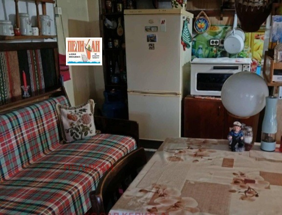 Продава КЪЩА, с. Леденик, област Велико Търново, снимка 3 - Къщи - 54594861