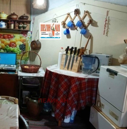 Продава КЪЩА, с. Леденик, област Велико Търново, снимка 4 - Къщи - 54594861