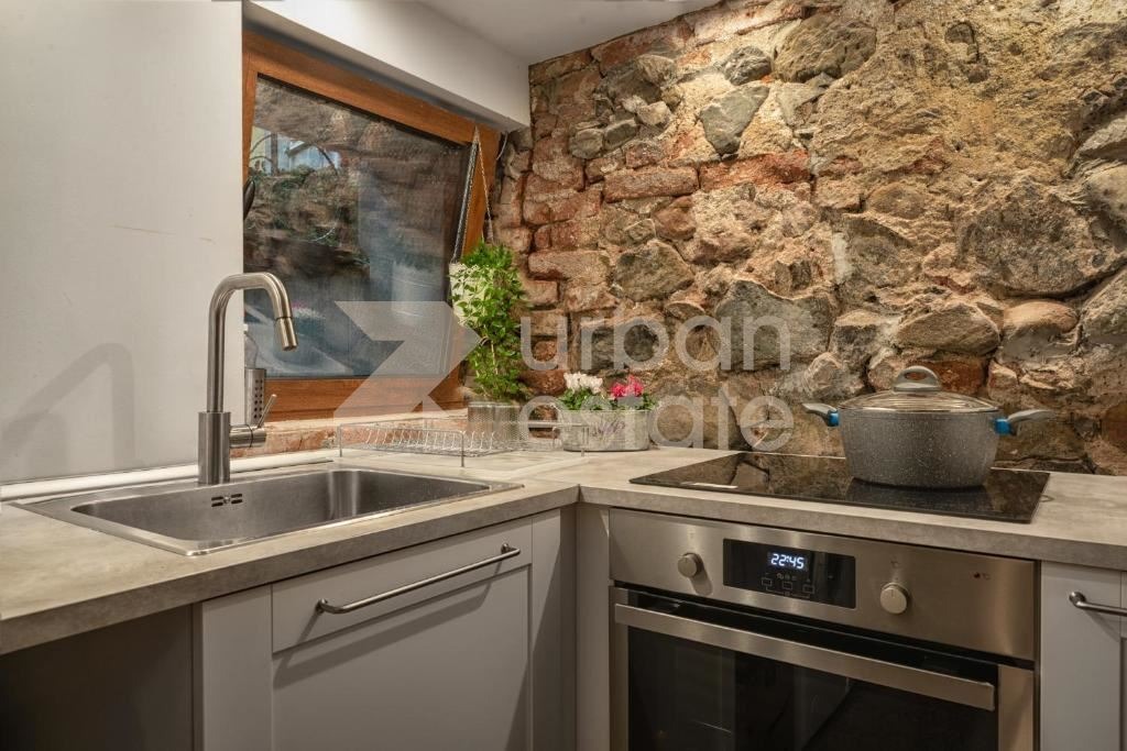 Продава КЪЩА, гр. София, Център, снимка 10 - Къщи - 54307270