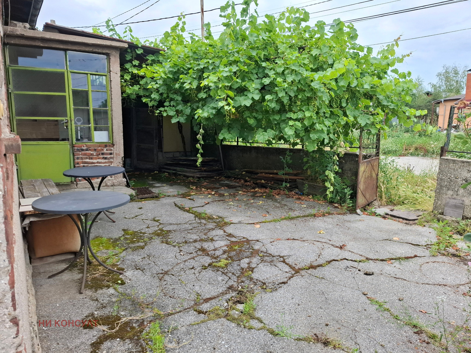 Продава КЪЩА, гр. София, Бенковски, снимка 4 - Къщи - 55142694