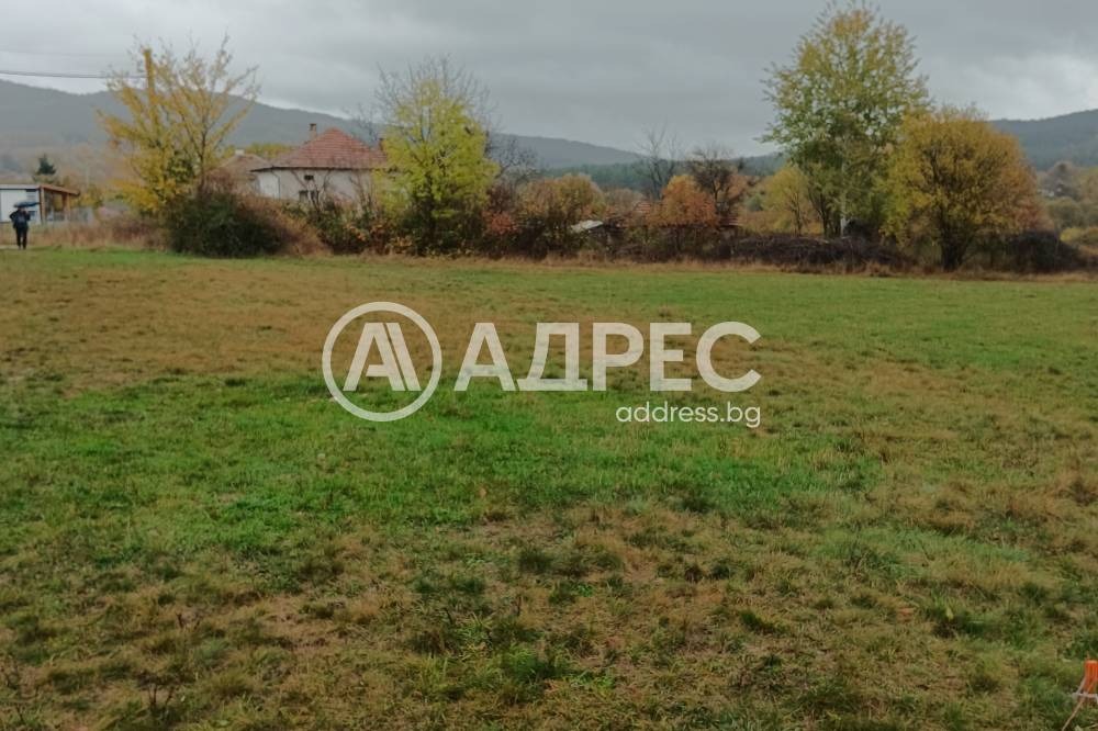 Продава ПАРЦЕЛ, гр. Годеч, област София област