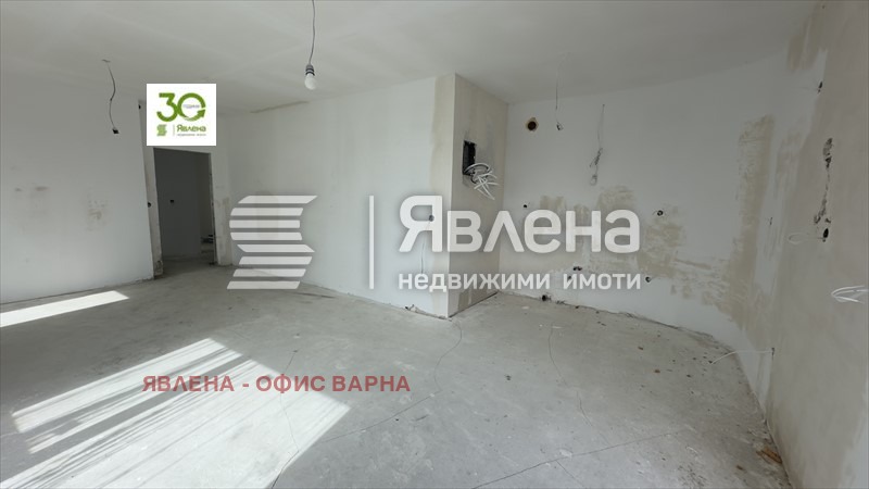 Продава 3-СТАЕН, гр. Варна, м-т Долна Трака, снимка 2 - Aпартаменти - 48524916