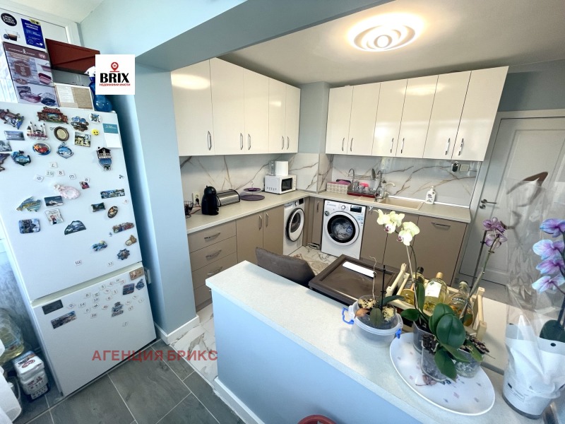 Продава  3-стаен град Русе , Здравец Изток , 80 кв.м | 33965873 - изображение [4]