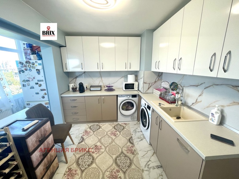 Продава  3-стаен град Русе , Здравец Изток , 80 кв.м | 33965873