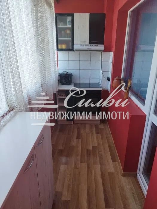 De vânzare  3 dormitoare Șumen , Traciia , 90 mp | 37446585 - imagine [17]