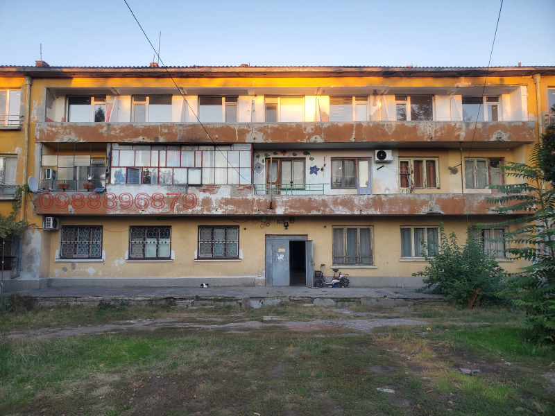 Продава МНОГОСТАЕН, гр. Русе, Захарна фабрика