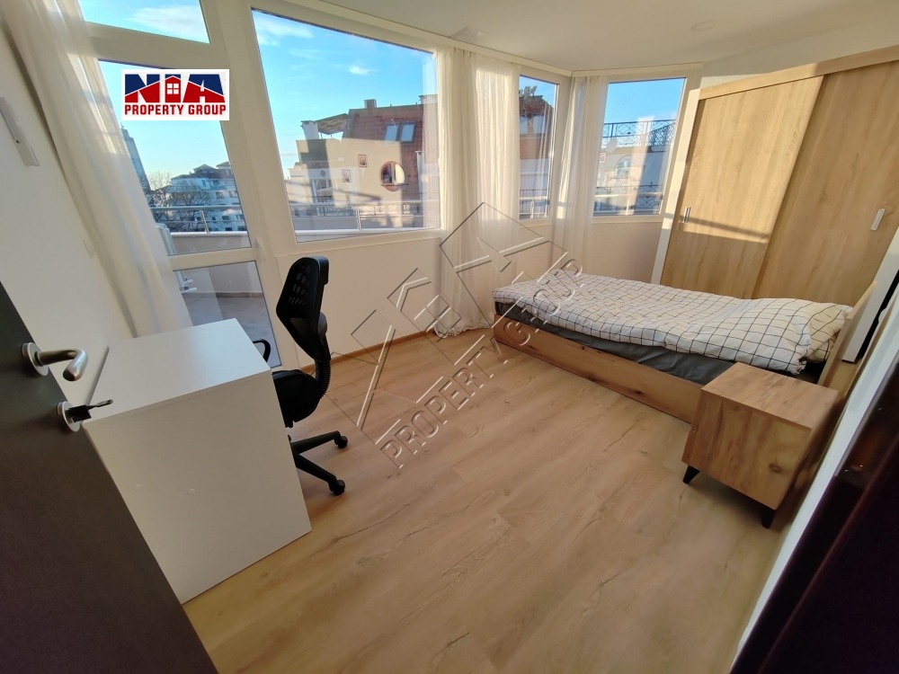 Продава МНОГОСТАЕН, гр. Бургас, Лазур, снимка 12 - Апартаменти - 54833377