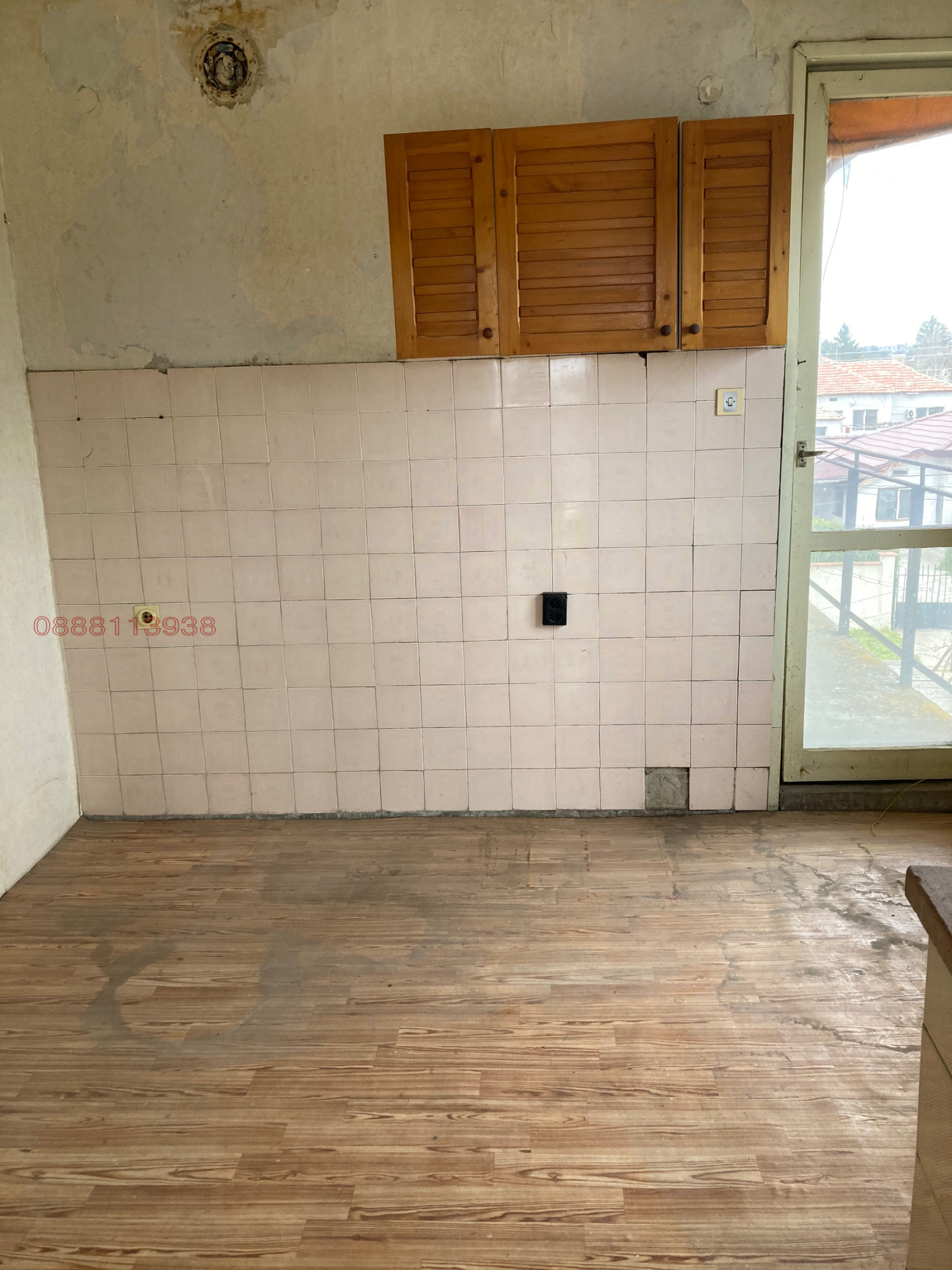 Продава ЕТАЖ ОТ КЪЩА, гр. Добрич, Рилци, снимка 9 - Етаж от къща - 54654842