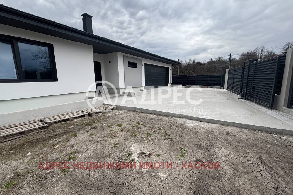 Продава КЪЩА, гр. Хасково, в.з. Хасково, снимка 2 - Къщи - 54118707