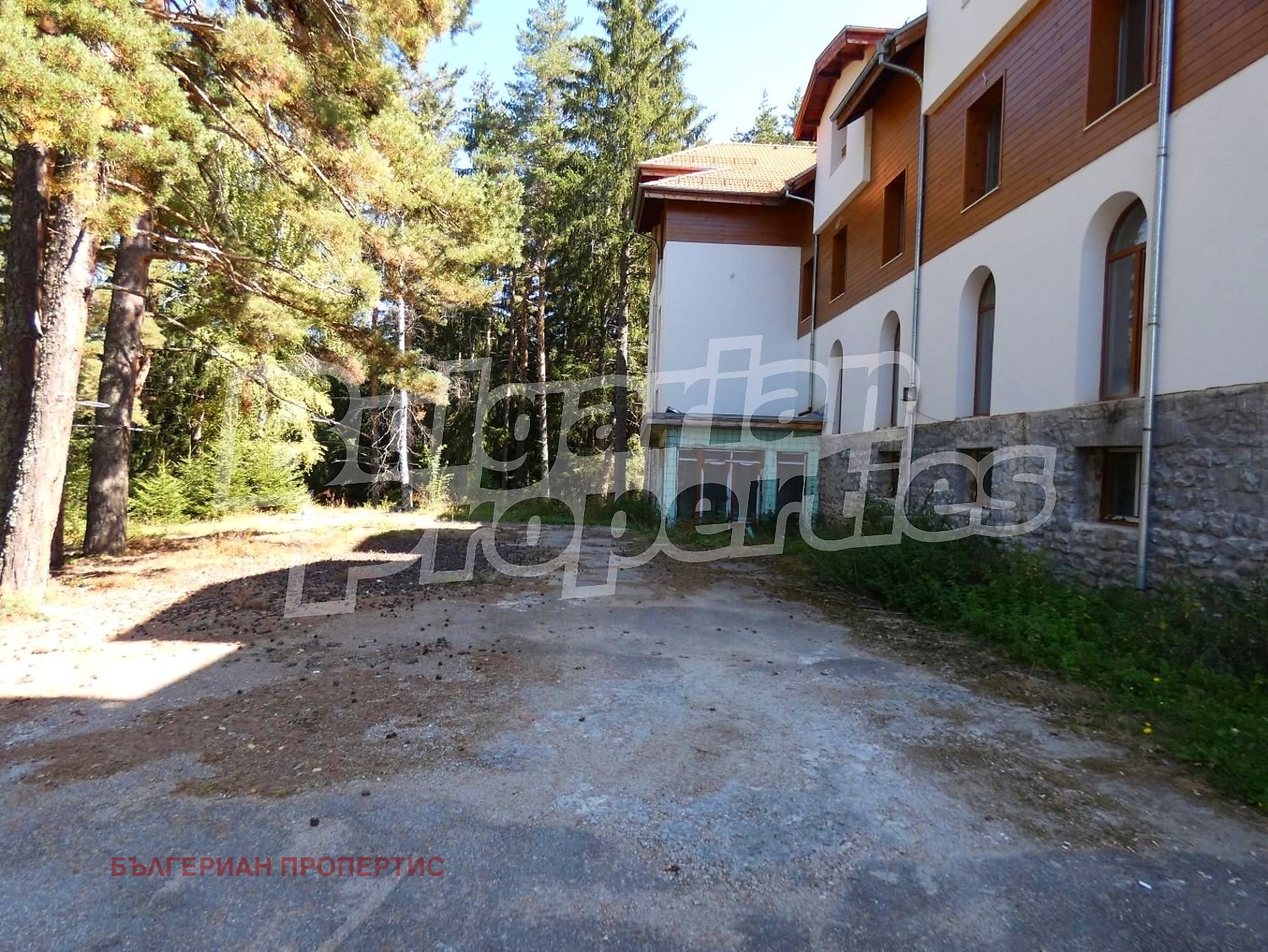 Продава ХОТЕЛ, с. Говедарци, област София област, снимка 10 - Хотели - 56026468