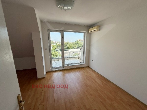À venda  Casinha Plovdiv , Centar , 315 m² | 30766120 - imagem [2]