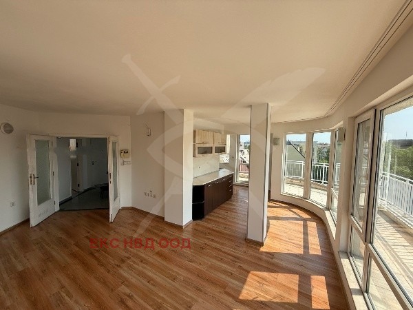 À venda  Casinha Plovdiv , Centar , 315 m² | 30766120 - imagem [4]