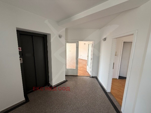 À venda  Casinha Plovdiv , Centar , 315 m² | 30766120 - imagem [3]