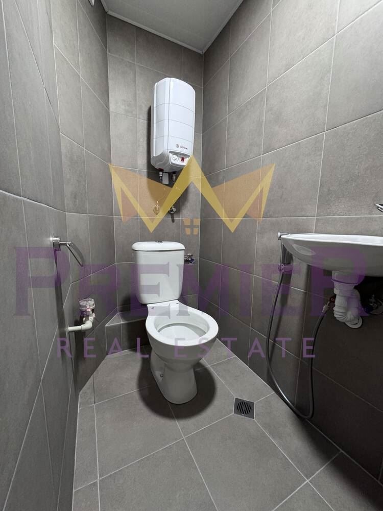 Продава ОФИС, гр. Варна, Колхозен пазар, снимка 13 - Офиси - 54340824