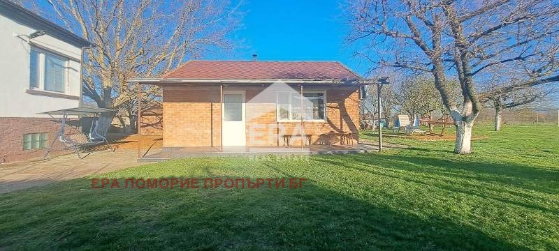 Продава КЪЩА, с. Подвис, област Бургас, снимка 6 - Къщи - 52808383