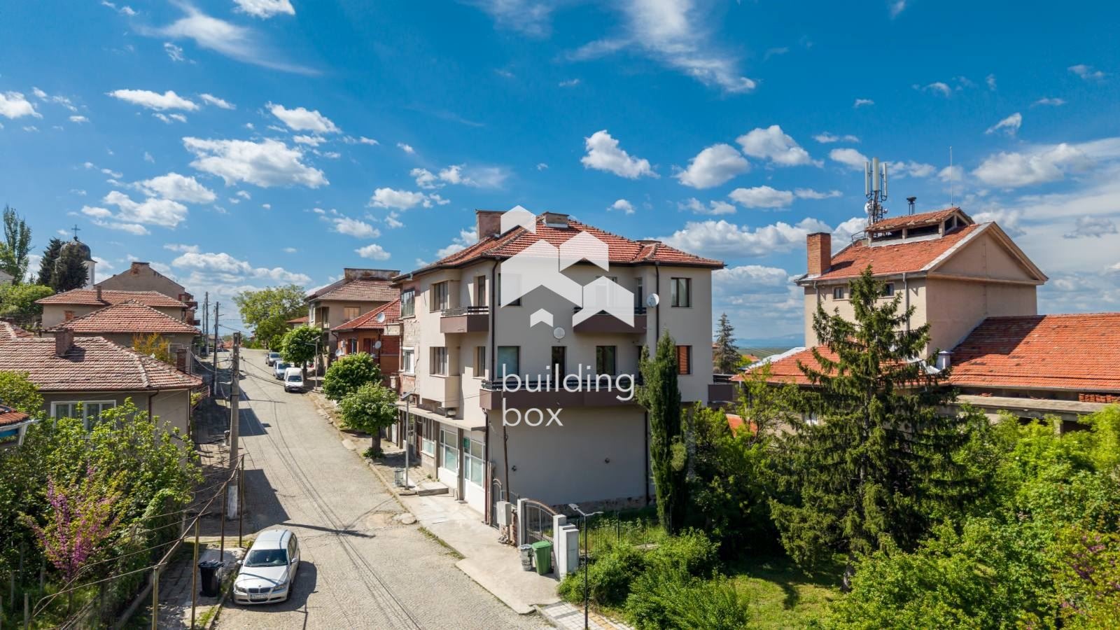 Продава КЪЩА, гр. Перущица, област Пловдив