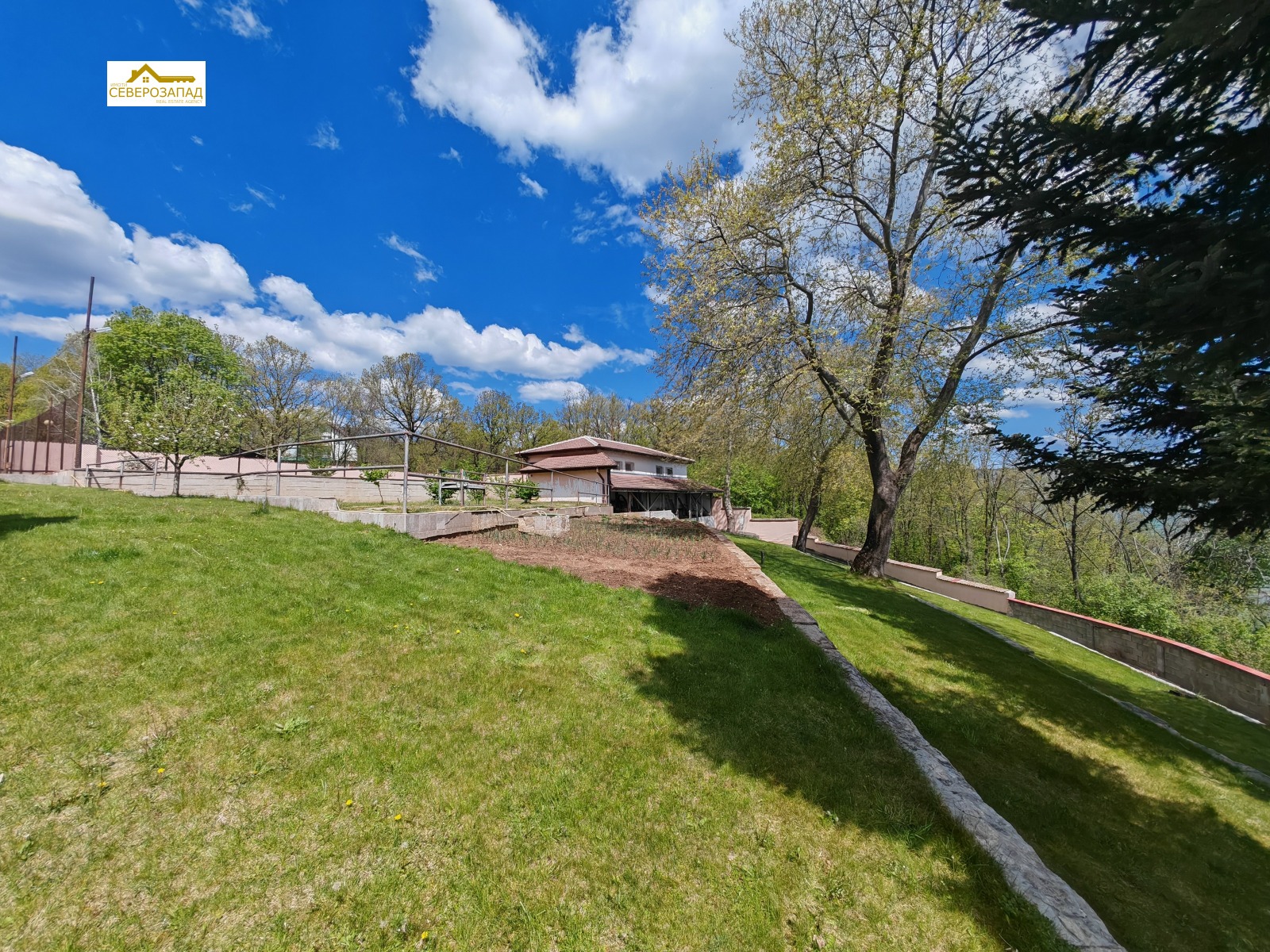 Продава ПАРЦЕЛ, гр. Монтана, в.з. Запад