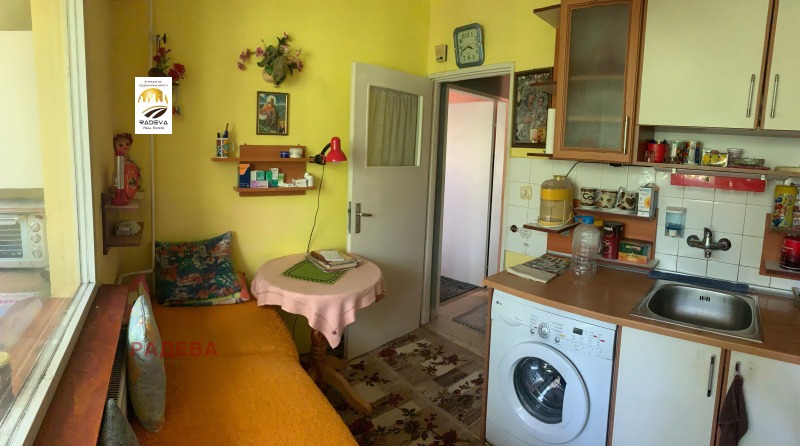 Satılık  1 yatak odası Ruse , Alei Vazrajdane , 60 metrekare | 64693613 - görüntü [3]