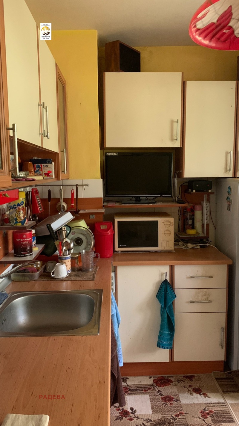 Satılık  1 yatak odası Ruse , Alei Vazrajdane , 60 metrekare | 64693613 - görüntü [2]